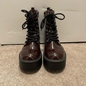 H&M Divided platform boots